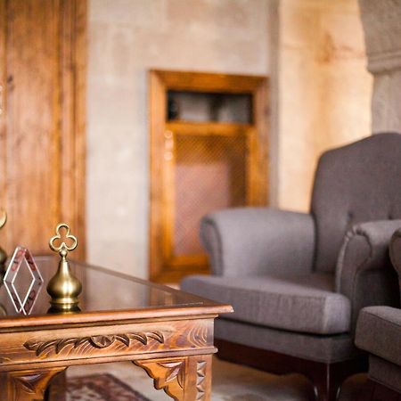 Monte Cappa Cave House Bed & Breakfast Ürgüp Bagian luar foto