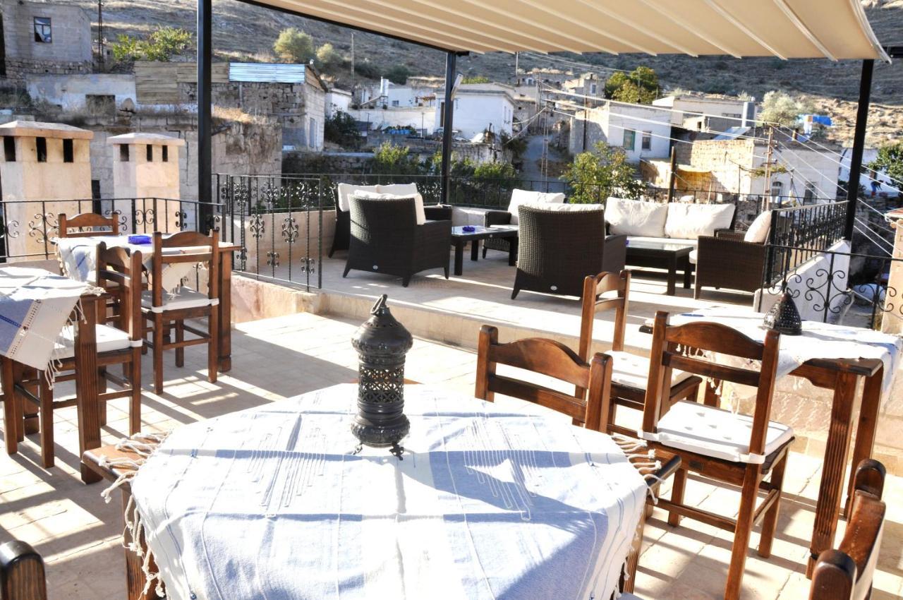 Monte Cappa Cave House Bed & Breakfast Ürgüp Bagian luar foto