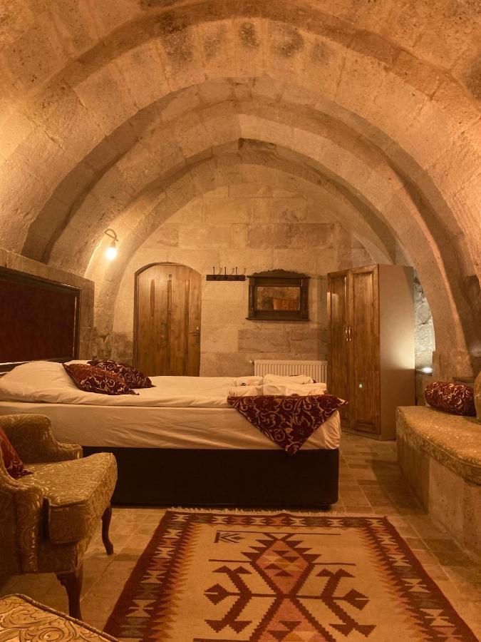 Monte Cappa Cave House Bed & Breakfast Ürgüp Bagian luar foto