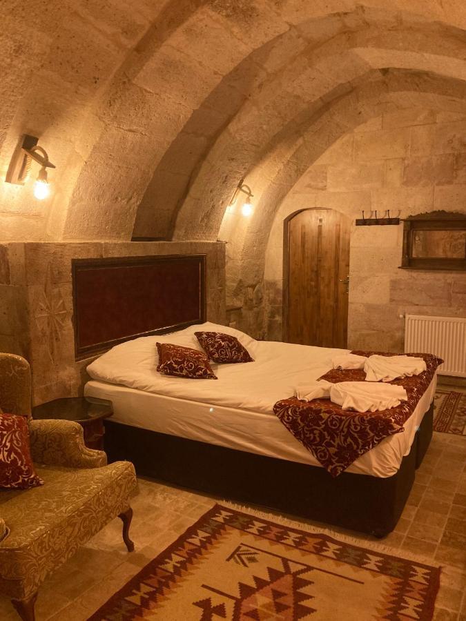 Monte Cappa Cave House Bed & Breakfast Ürgüp Bagian luar foto